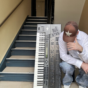 default playlist img