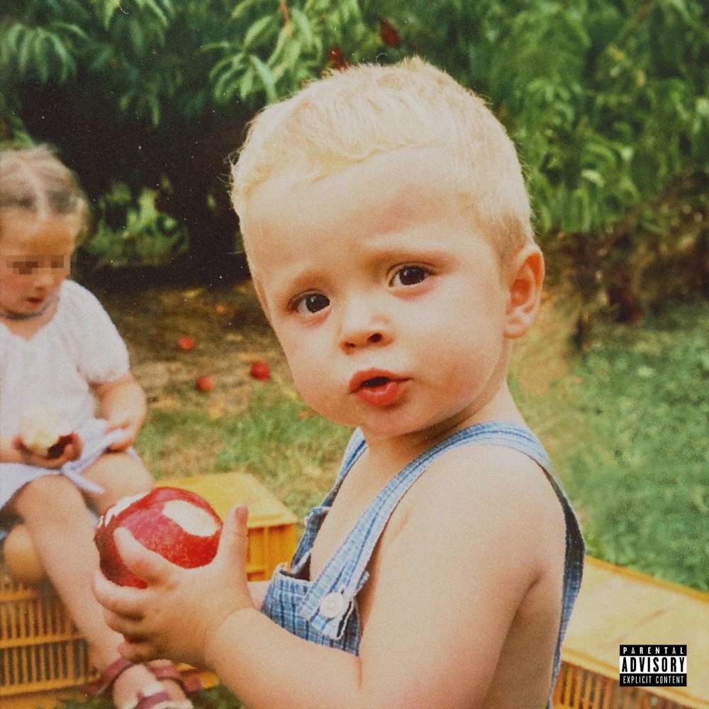 SOUS MON LIT (Explicit)