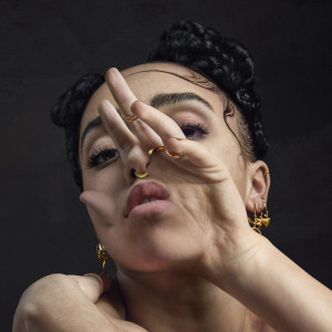 Album M3LL155X oleh FKA twigs