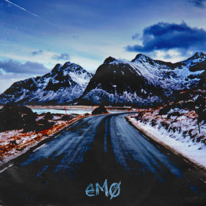 ดาวน์โหลดและฟังเพลง On Me พร้อมเนื้อเพลงจาก EMO