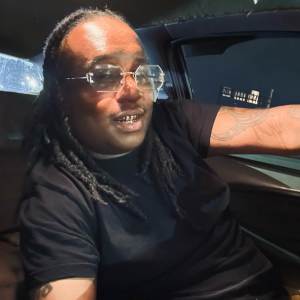 ดาวน์โหลดและฟังเพลง G L O C K LOVERS (Explicit) พร้อมเนื้อเพลงจาก steboskeezy