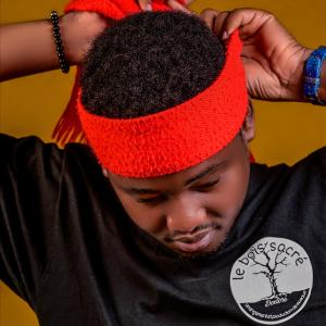 ดาวน์โหลดและฟังเพลง AFROBEAT พร้อมเนื้อเพลงจาก Doctore