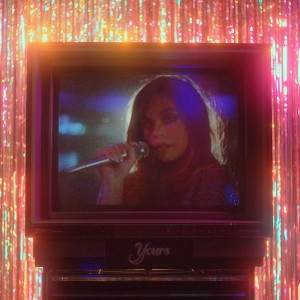 Dengarkan Yours lagu dari MAYE dengan lirik