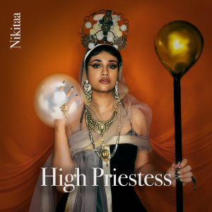 收听Nikitaa的High Priestess歌词歌曲