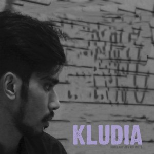 Dengarkan Kludia lagu dari Ichon Badguitar dengan lirik