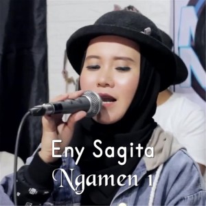 收听群星的Ngamen 1歌词歌曲