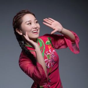 收聽張納瑜的陝北女娃娃歌詞歌曲