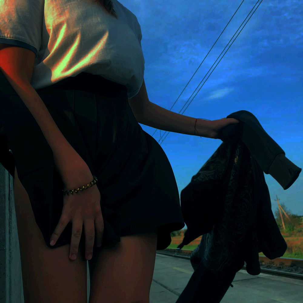please love me, i want your love (Explicit)