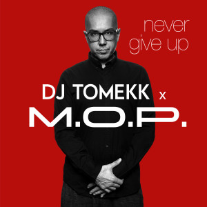 Album Never Give Up (Explicit) from M.O.P.