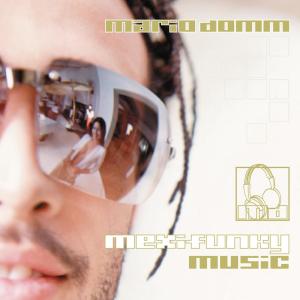 ดาวน์โหลดและฟังเพลง Disco Amor พร้อมเนื้อเพลงจาก Mario Domm