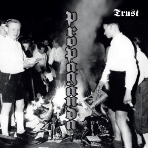 收听TRUST的La première pierre歌词歌曲