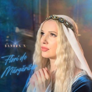 Listen to Flori de Mărgăritar song with lyrics from Sandra N'