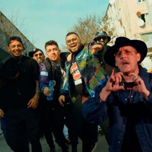 Listen to Iubesc toti tiganii (feat. Caide Online, Slida Verse & Young Artz) song with lyrics from What's Up