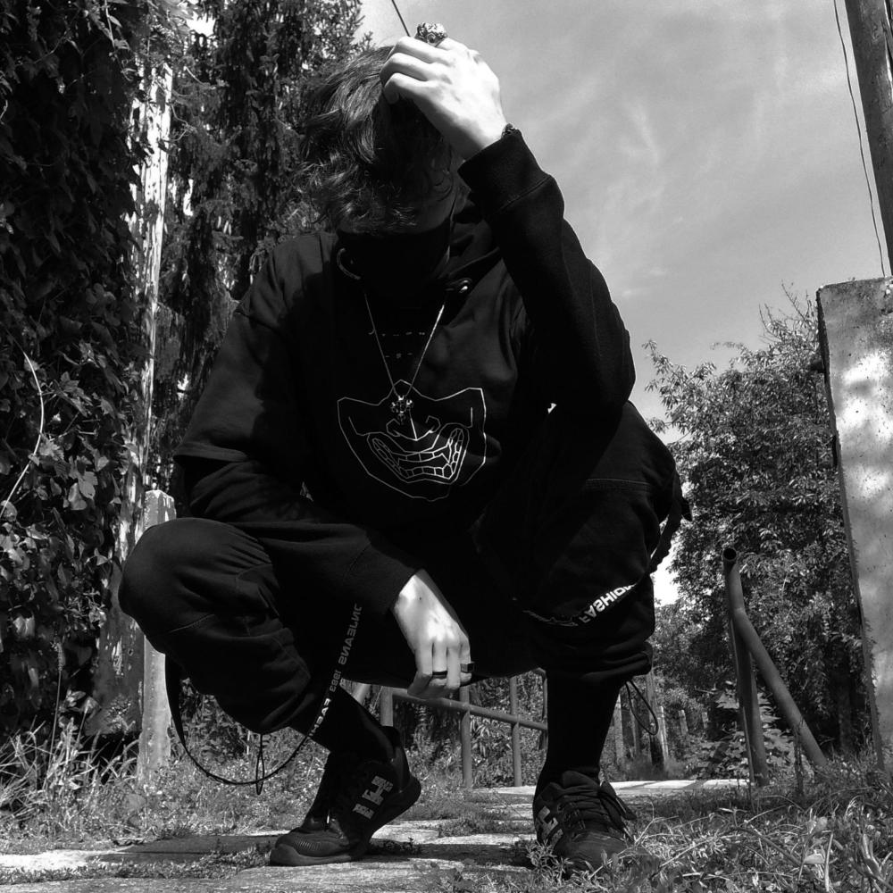 DRAIN (feat. unknwnshi) (Explicit)