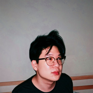 收听ณ ธีร์的หวานขม歌词歌曲