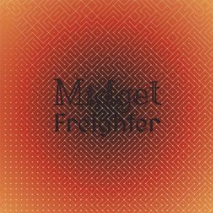 收听Cral Edred的Midget Freighter歌词歌曲