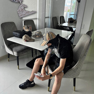 And3r的專輯Sky Mask (Explicit)