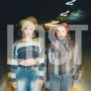 ดาวน์โหลดและฟังเพลง LOST พร้อมเนื้อเพลงจาก Manatsu