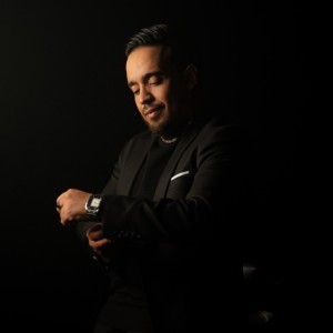 Listen to Ana nabrik wenti samha song with lyrics from Cheb Hamidou