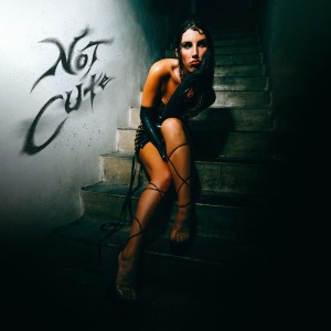 Dengarkan not cute lagu dari Ella Rosa dengan lirik