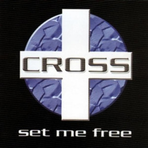 Dengarkan lagu Bahkan nyanyian Cross dengan lirik