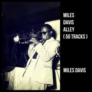 Dengarkan lagu Perhaps nyanyian Miles Davis dengan lirik