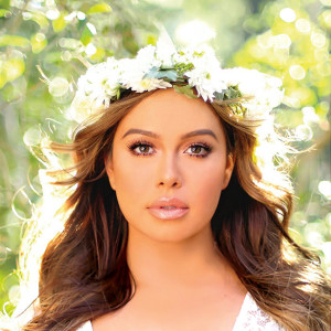Listen to CPR song with lyrics from Chiquis