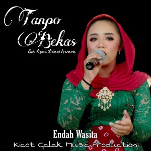 Listen to Tanpo Bekas song with lyrics from Endah Wasita