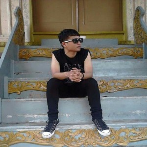 Listen to Go Away From Me song with lyrics from Adi Tugitno