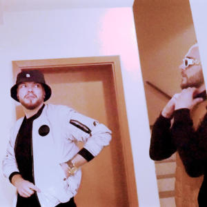 ดาวน์โหลดและฟังเพลง DUMMY (feat. $TAV & TOPO) พร้อมเนื้อเพลงจาก TRAP OVERDOZE