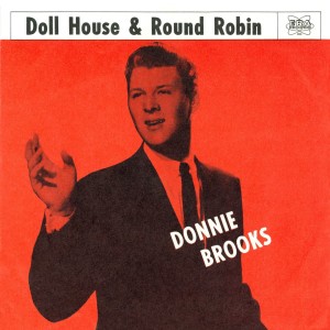 ดาวน์โหลดและฟังเพลง Doll House พร้อมเนื้อเพลงจาก Donnie Brooks