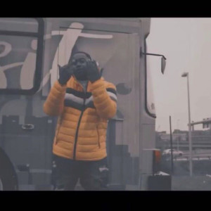 收聽Pine 6的Thoughts (Explicit)歌詞歌曲