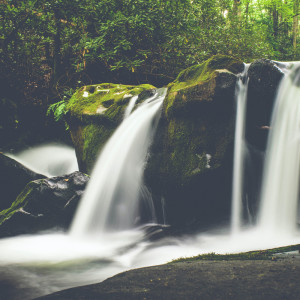 ดาวน์โหลดและฟังเพลง River Flows In You พร้อมเนื้อเพลงจาก Yoga Music