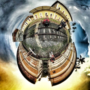 default playlist img