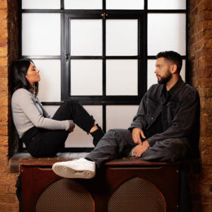 收聽Luke Silva的Always Remember Us This Way (feat. Leire)歌詞歌曲