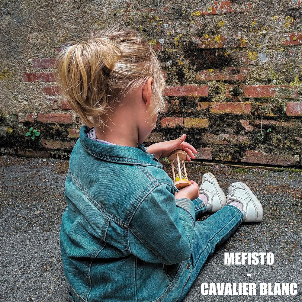 Sablier (feat. CHE2S) (Explicit)