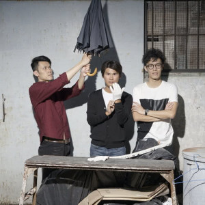 Dengarkan lagu M.O.C.K.I.N.G B.U.L.L.E.T nyanyian Mocking Bullet  无稽子弹 dengan lirik