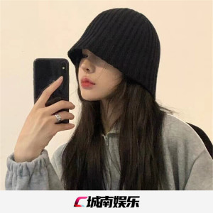 Dengarkan 纯音乐 (DJ版) lagu dari 何金玉 dengan lirik