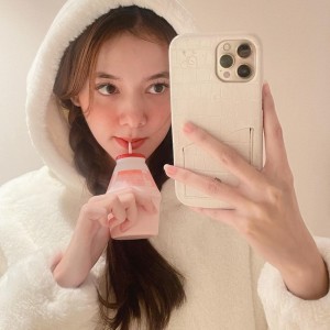 收聽Herlina的The Nicest Thing歌詞歌曲