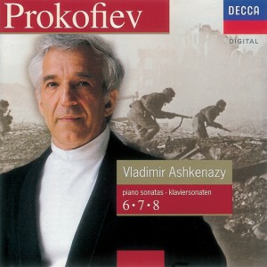 收聽Vladimir Ashkenazy的2. Andante caloroso - Poco piA1 animato - PiA1 largamente - un poco agitato - Tempo I歌詞歌曲