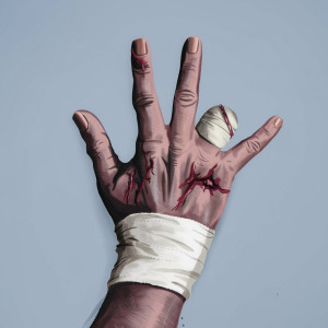 Paddy And The Rats的專輯Four Fingers