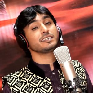 Listen to Umar Mi Da Wo Chi Bus Tol Musafarey song with lyrics from Sabir Shah