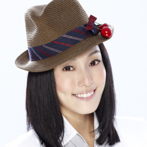Listen to 熱血精神 song with lyrics from Christine Fan (范玮琪)
