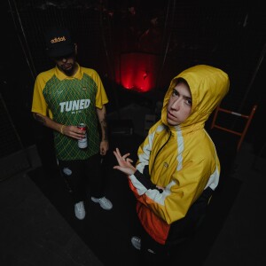 default playlist img