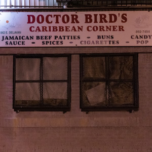 收聽Griselda的DR. BIRD'S (Explicit)歌詞歌曲