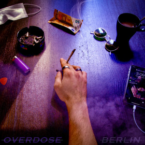 收聽Berlin的Psycho歌詞歌曲