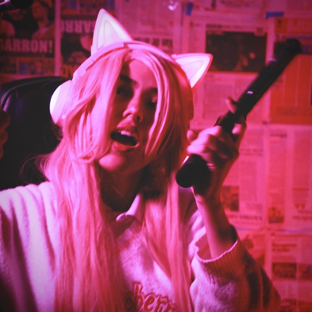 Chica Gamer (Explicit)