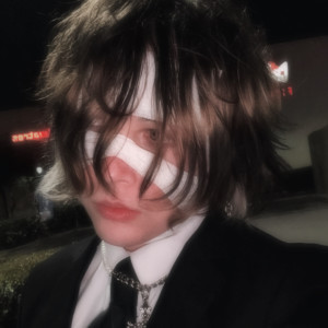 收听BENKRO的Starkiller (Explicit)歌词歌曲