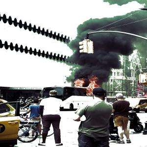 Dhan的專輯Worldg One Mad (Explicit)