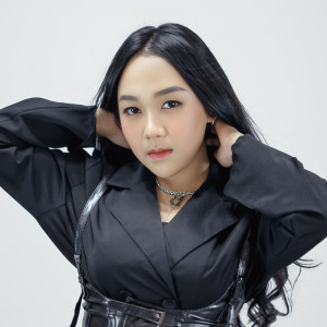 Album Nyaman from Bunga Ehan